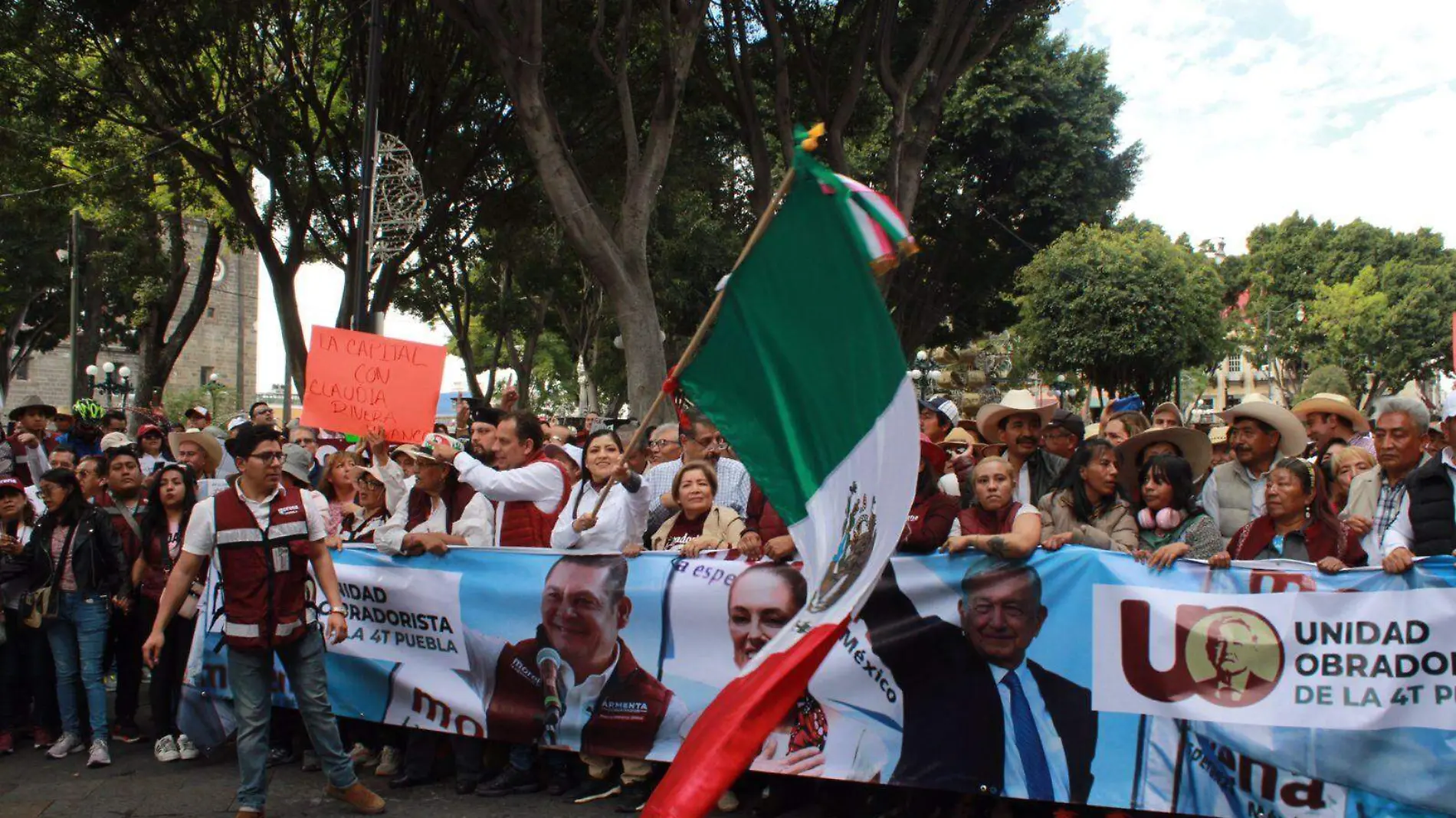 marcha Obradorista en Puebla